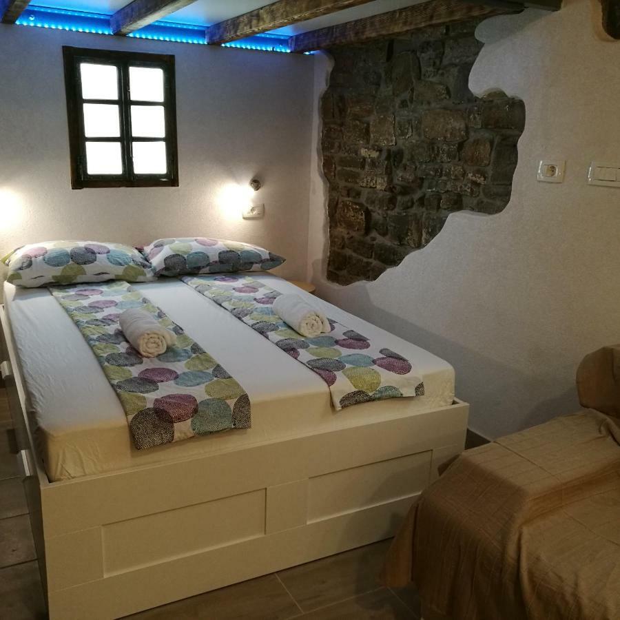 Traditional Piran Studio מראה חיצוני תמונה